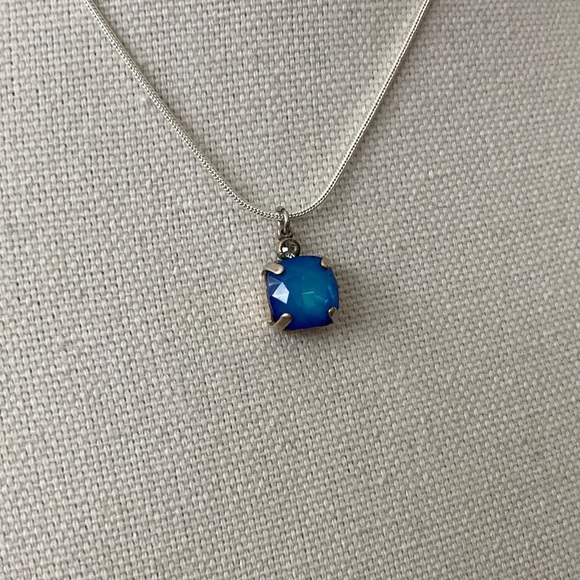 Repurposed La Vie En Rose Swarovski Pendant on Sterling Silver 925 Snake C… - Picture 3 of 5